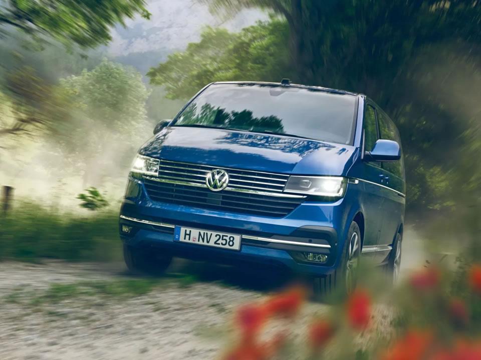 Volkswagen Caravelle 02