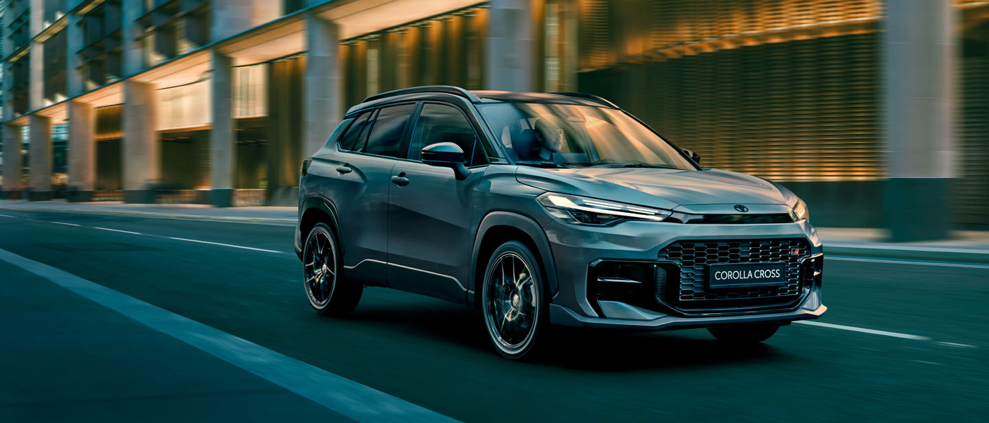 Corollacross Nuova Toyota Calabria Rende Cosenza Hybrid Famiglia Long