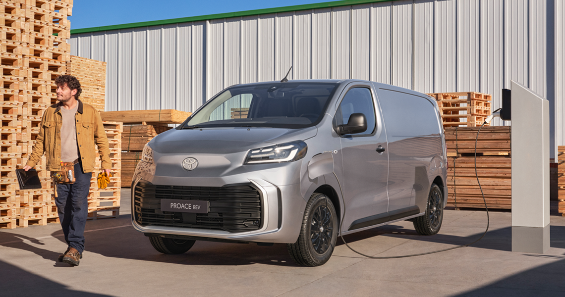 Toyota Chiappetta Professional Proace Elettrico N1 Incentivi Statali Cosenza Rende Calabria N2