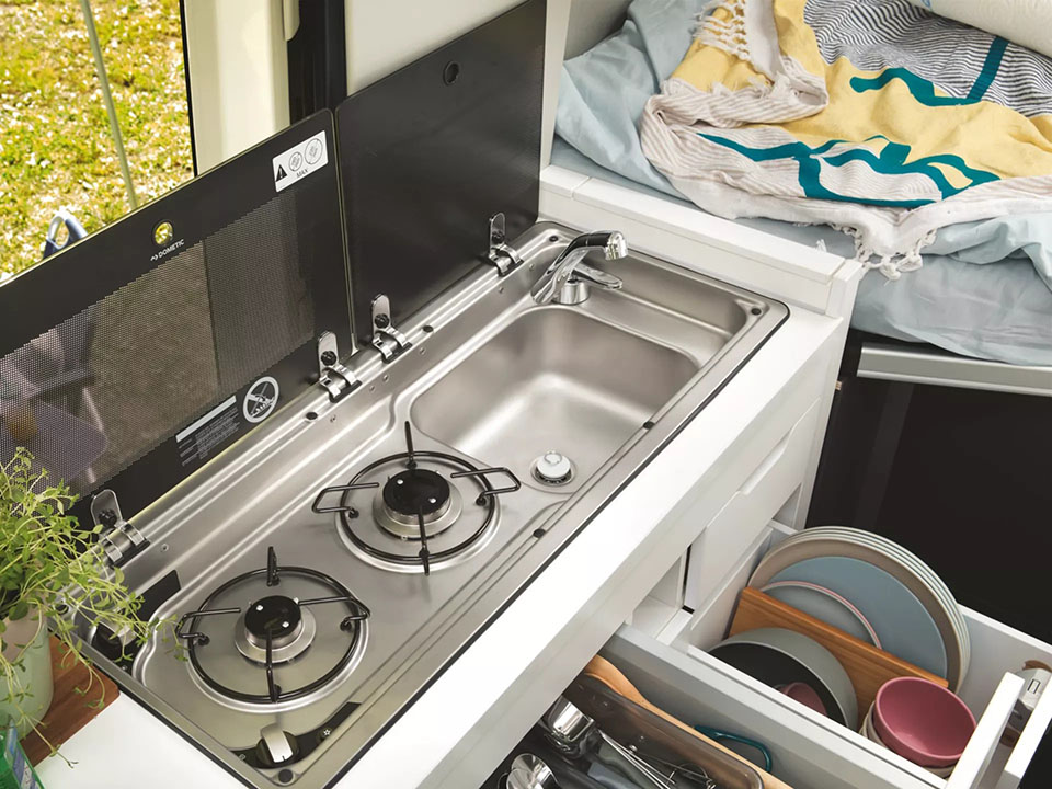 02 Volkswagen Grand California Cont