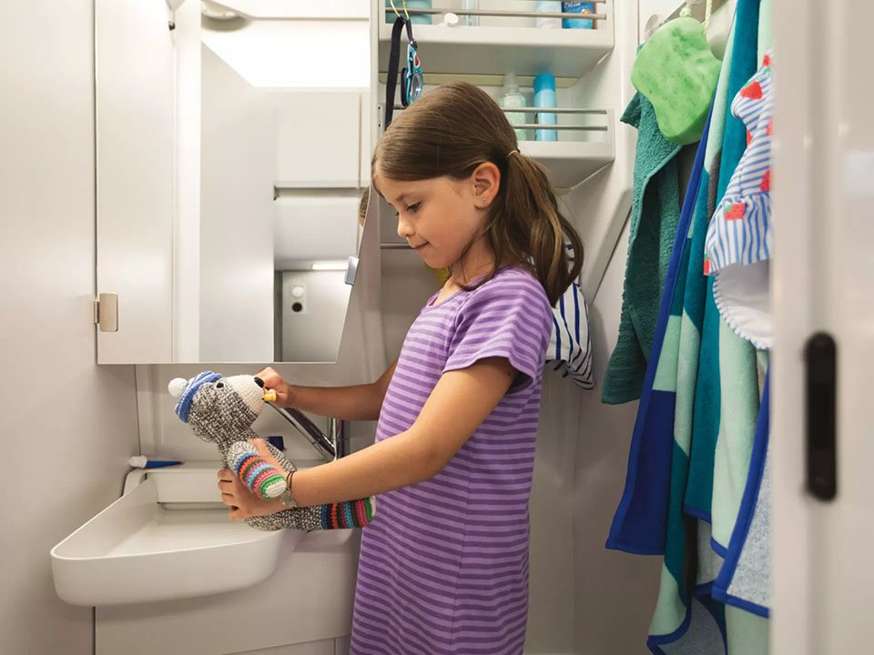 03 Volkswagen Grand California Cont